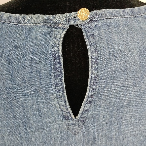 Draper James Chambray Flutter Sleeve Top - Picture 9 of 10